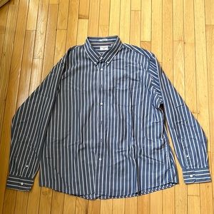 Long sleeve striped dress shirt